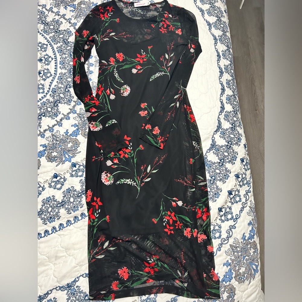 XS Shoedazzle Black Floral Dress